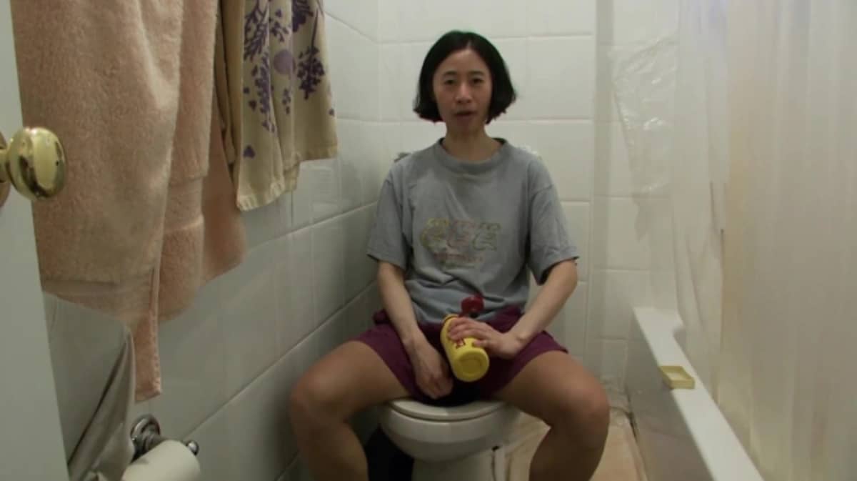 Extreme Cheapskate&#39;s Kate Hashimoto Refuses To Buy Toilet Paper