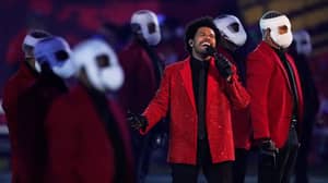People Are Saying The Weeknd's Dancers Wore More Masks Than Rest Of Florida 