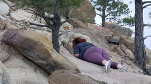 ​Woman Leaves Hilarious Amazon Review Praising Leggings After Falling Down Mountain