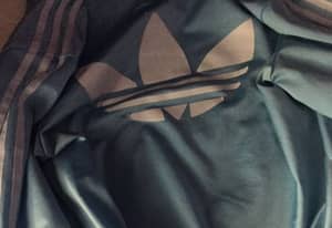 There's A New 'White And Gold Dress' In The Form Of A Tracksuit And The Internet Is Split
