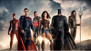 'Justice League' Extended Trailer Drops, And Batman Has Made Some Friends