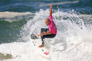 Kelly Slater Warned He'll Be Banned From Coming To Australia If He's Still Unvaccinated