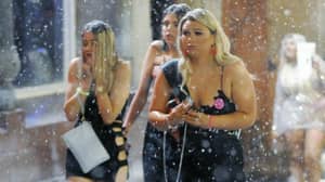 Snow Doesn't Stop UK Revellers From Having A Night Out 