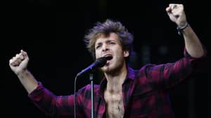 Paolo Nutini Buys Lewis Capaldi's Chewbacca Mask And Donates £10,000 To Charity