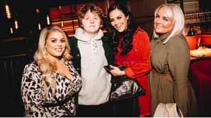 Bar Offers Free Cocktail For Anyone Called Lewis Capaldi - Guess Who Turns Up