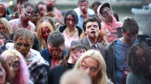 Hundreds Of Zombies Invade London As ‘Walking Dead’ Celebrates 100th Episode