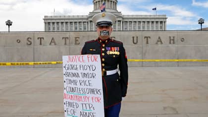 US War Veteran Stages One-Man Protest Outside Utah State Capitol