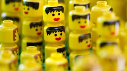 Smyths Toys Will Be Giving Out Free LEGO In All Stores This Weekend