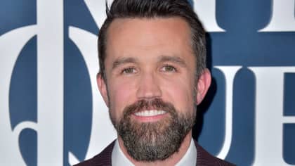 Rob McElhenney Shares What It's Like To Smoke Weed With Snoop Dogg At 7:30am