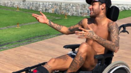 Neymar Has Annoyed The Internet With A Misjudged Stephen Hawking Tribute