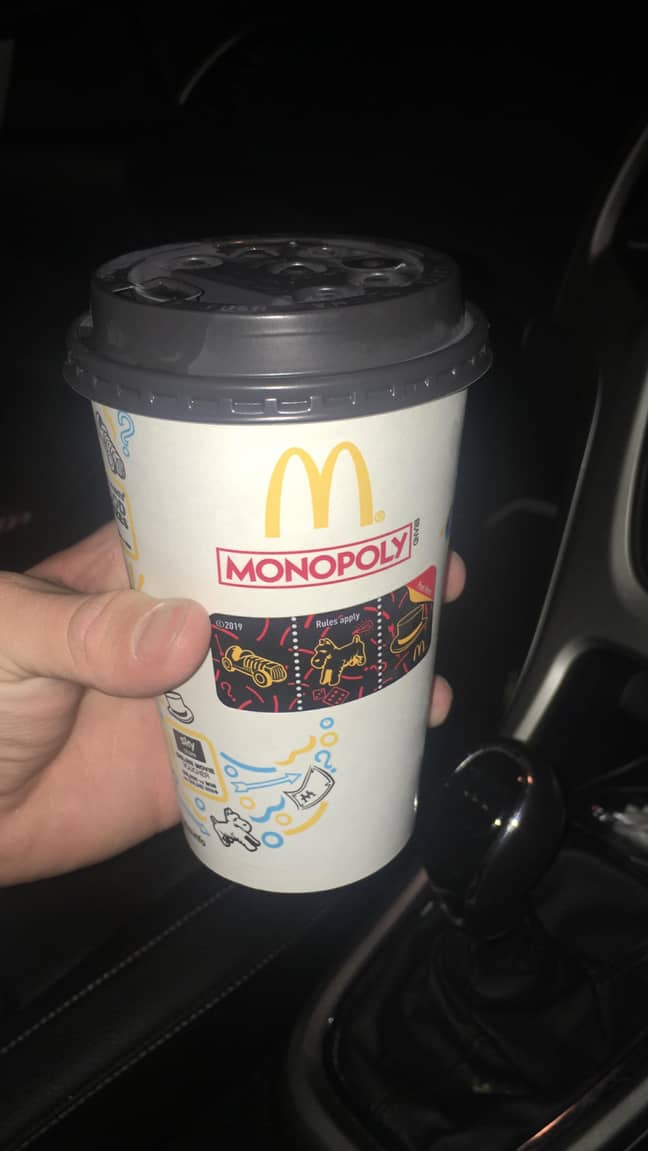 People are attaching a coffee cup lid on to their drink to avoid having to use a paper straw at McDonald's. Credit: LADbible