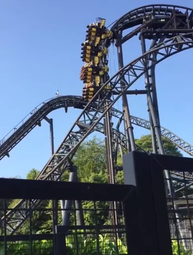 The ride was stuck for around 20 minutes, according to eyewitnesses. Credit: Twitter/Terry Brooks 