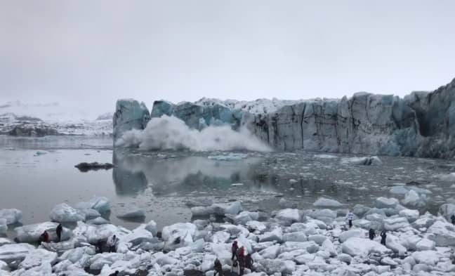 The glacier as it started to calve. Credit: Háfjall Tours