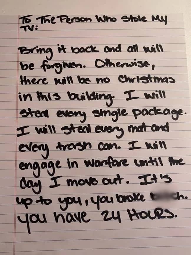 The theft threatened to steal Christmas from the entire building. Credit: Twitter/@lolaoflucia