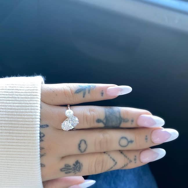 Ariana Grande shows off her engagement ring (Credit: Ariana Grande/Instagram)