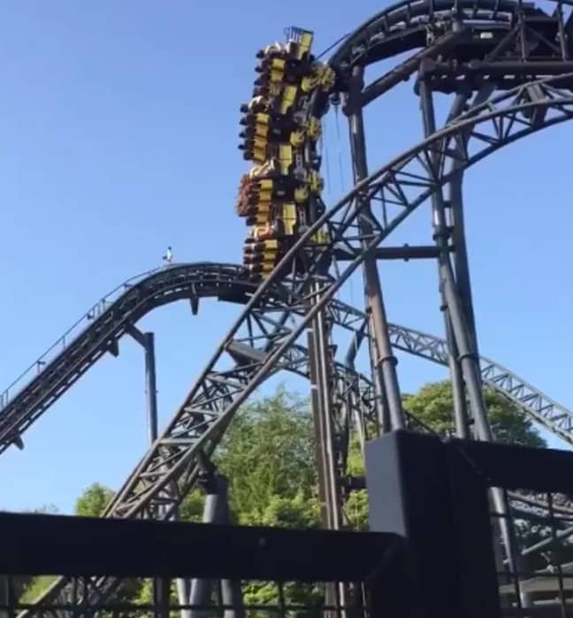 The ride was stuck for around 20 minutes, according to eyewitnesses. Credit: Twitter/Terry Brooks