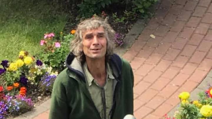 Roofer's Heartwarming Story About Homeless Man's Graft Goes Viral
