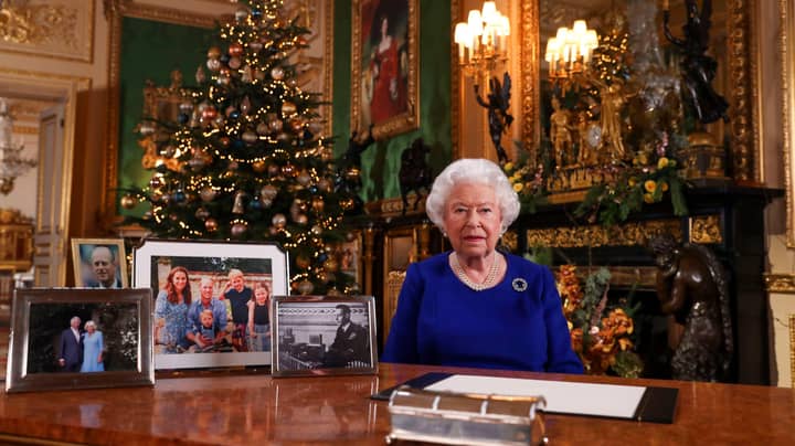 The Queen Eats 'Boring' Christmas Dinner, Says Former Royal Chef 