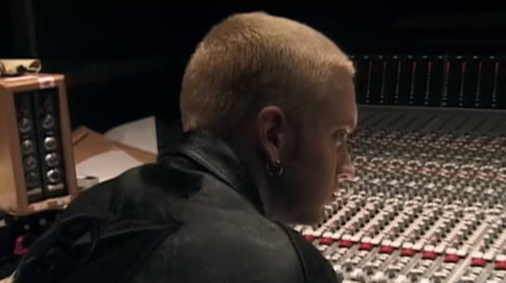Rare Footage Shows Eminem And Dr Dre In The Studio For The First Time