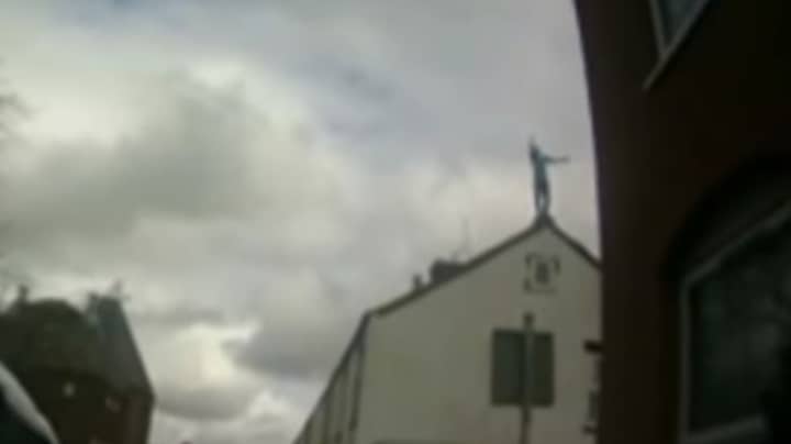 Police Find Addict Swaying On Roof After Taking Terrifying New Drug ‘Monkey Dust’ 