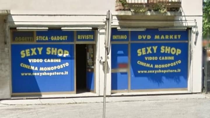 British Man Dies Of Suspected Heart Attack While Watching Adult Film In Italian Sex Shop