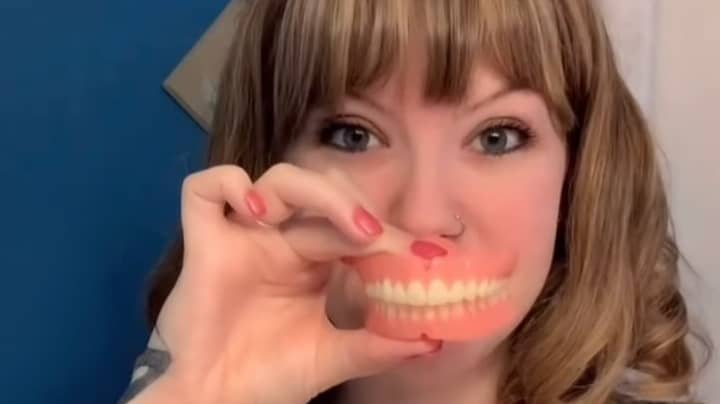 Woman Reveals Her Teeth Fell Out After Weight Loss Surgery