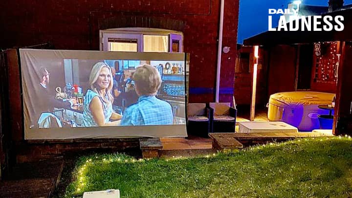Man Transforms Garden Into An Outdoor Cinema For Surprise Date Night