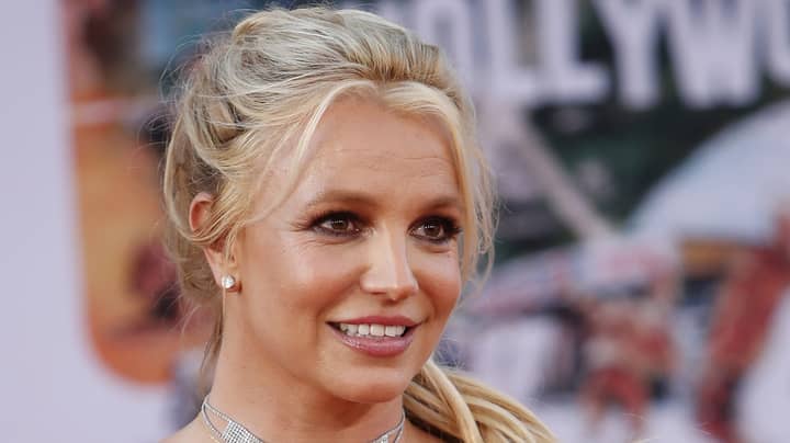 Britney Spears Tells Her Sister, Dad And Critics Of Her Dancing Videos To 'Eat Sh*t'