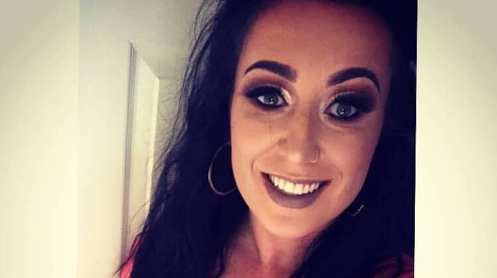 Selfie Taken Minutes Before Stroke Helps To Save Young Mum's Life