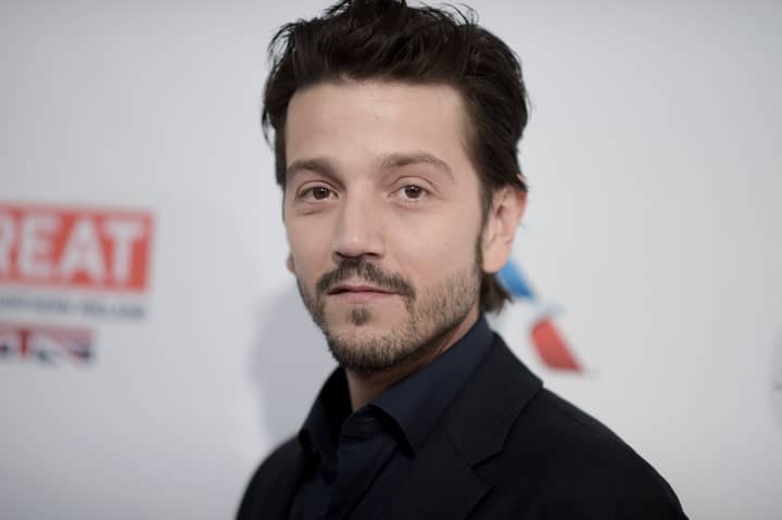 Diego Luna Is Set To Play The Lead In 'Scarface' Reboot