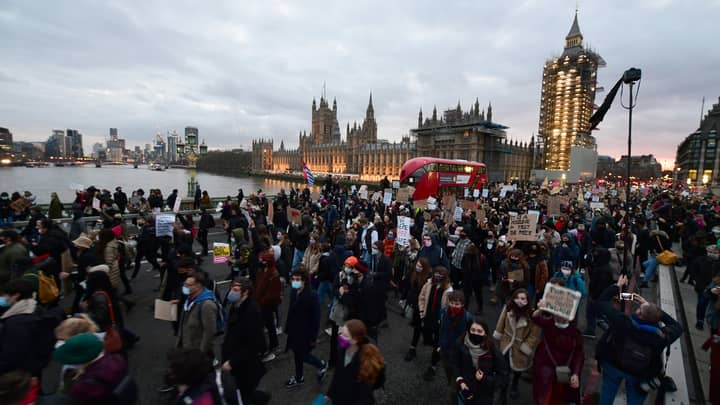 Demonstrators Told To 'Head Home' Before Police Begin Enforcement On Westminster Bridge