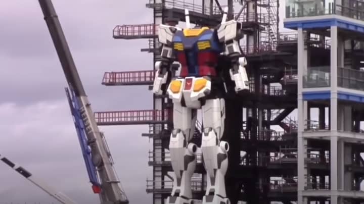 Life-Sized 18-Metre-Tall Gundam Robot In Japan Takes Its First Steps
