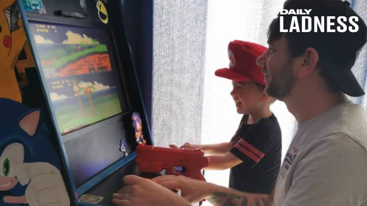 ​Dad Creates Incredible Retro Arcade Game For His Son During Lockdown