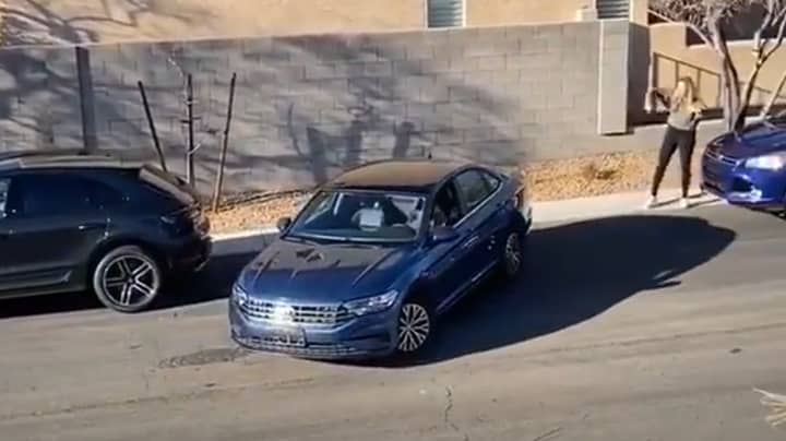Woman Helps Motorist Parallel Park - Then Drives Off In Car Behind
