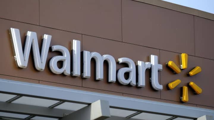 Walmart Bans Woman Who Rode Cart While Drinking Wine From Pringles Tube