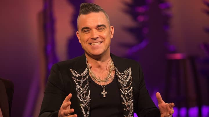 Robbie Williams Admits To S****ing In His Own Hand Last Year