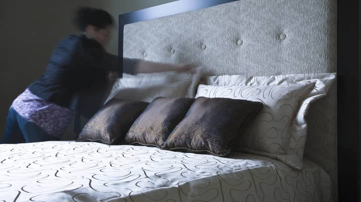 Cleaning Expert Warns About Making Your Bed First Thing In The Morning