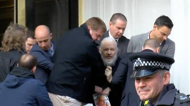 Wikileaks Founder Julian Assange Has Been Dragged From Ecuadorian Embassy And Arrested 