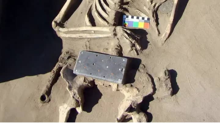 Archeologists Once Found Artefact Dubbed '2,100-Year-Old iPhone' In Grave In 'Russian Atlantis' 