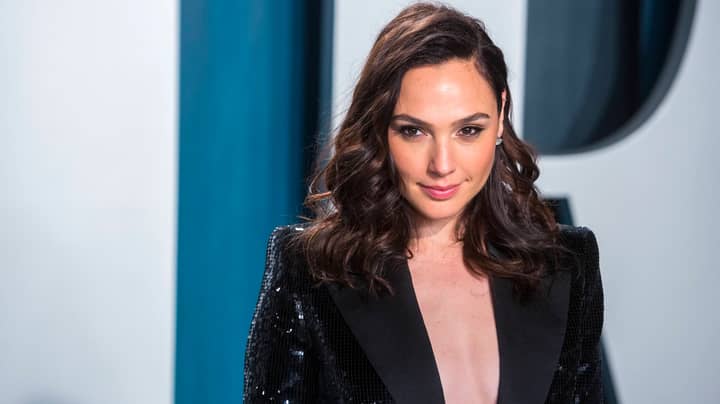 Gal Gadot Calls On Celeb Pals To Sing 'Imagine' While In Self-Isolation 