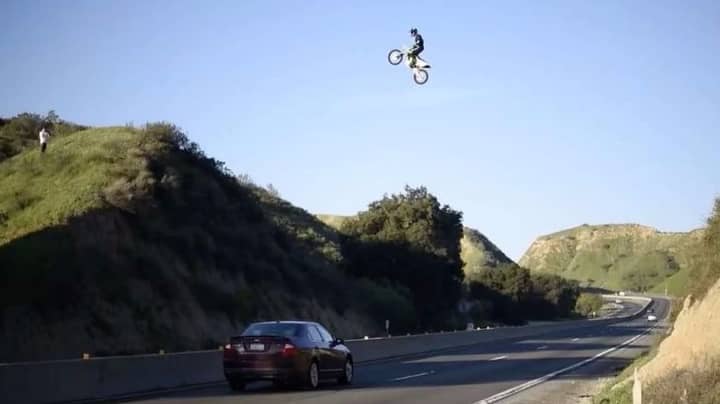 ​Keyboard Warriors… And Police… Look For Man Who Jumped LA Freeway On Dirtbike