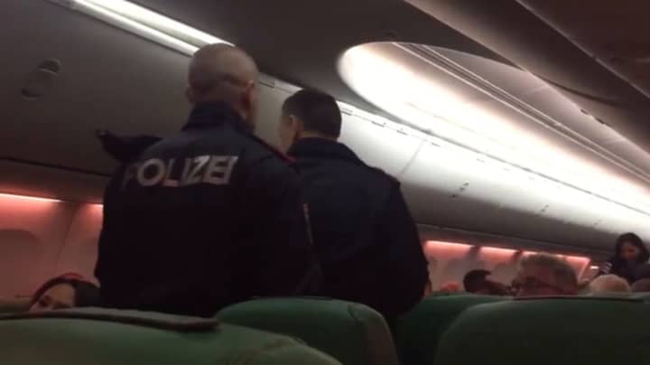Pilot Diverts Plane Because Passenger Refuses To Stop Farting