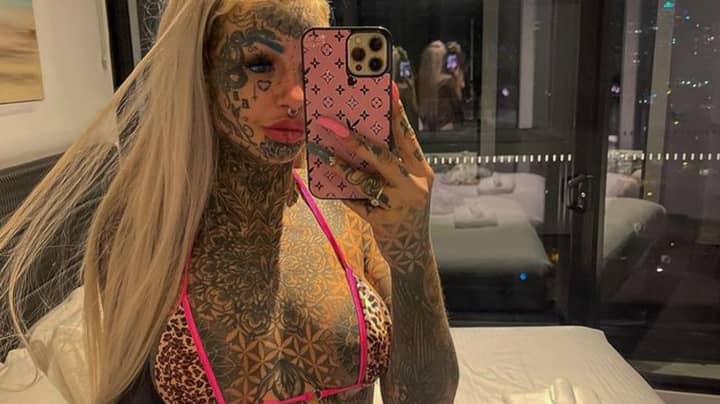 Instagram Model Amber Luke Shares What She Looked Like Before Tattoos And Fillers