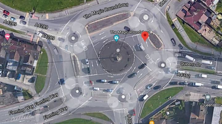 UK's '7 Circle' Magic Roundabout Is Freaking Americans Out