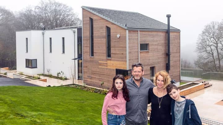 Family Builds Dream Six-Bedroom Flat Pack Home In Just Four Days 