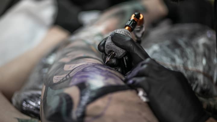 Coloured Tattoos Could Be Depositing Toxic Metals In Your Lymph Nodes