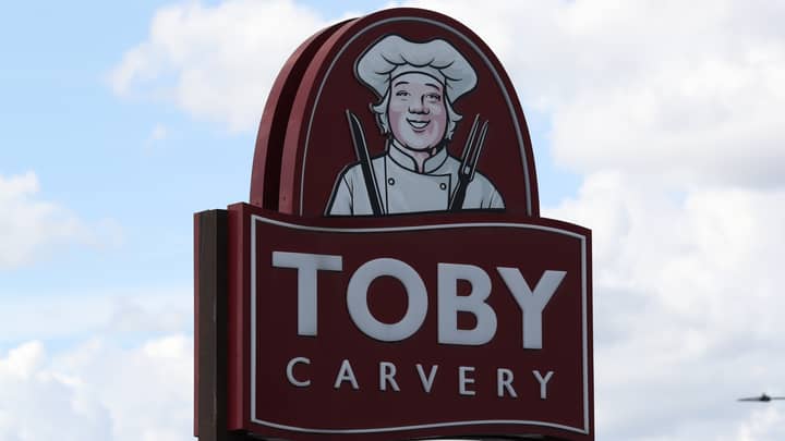 Toby Carvery Chef Sacked After Blood-Stained Plate Given To Customer