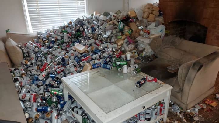 Tenant From Hell Turns Flat Into A Sea Of 8,000 Cans