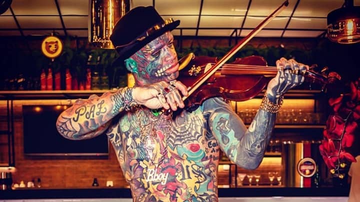 Man Is 98 Percent Covered In Tattoos Including His Eyeballs 