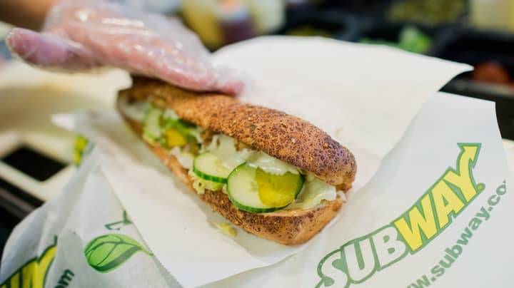Subway Offers Buy One Get One Free Deal On Footlong Subs This Weekend 